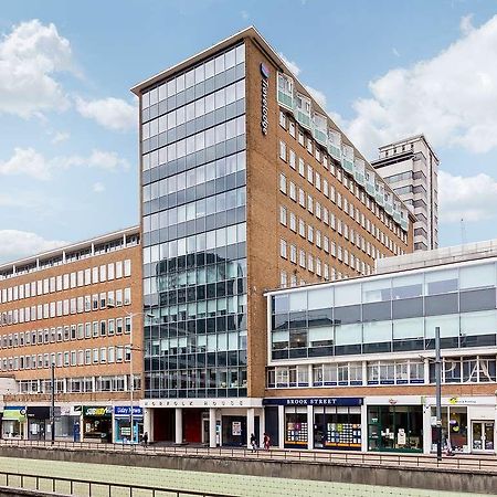 Travelodge Croydon Central エクステリア 写真