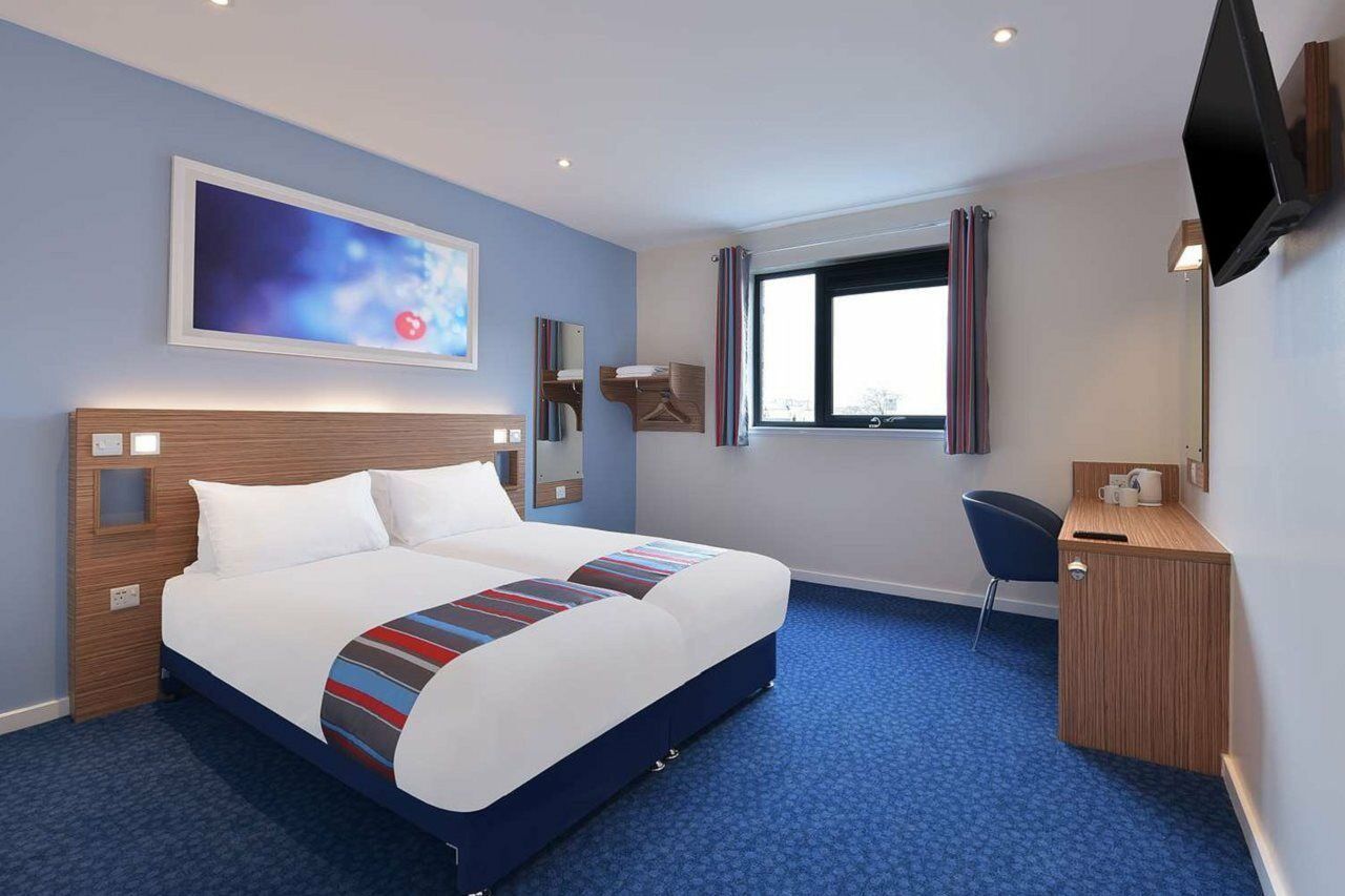 Travelodge Croydon Central エクステリア 写真